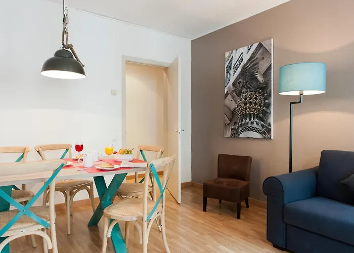 Mh Apartments Ramblas Barcelona